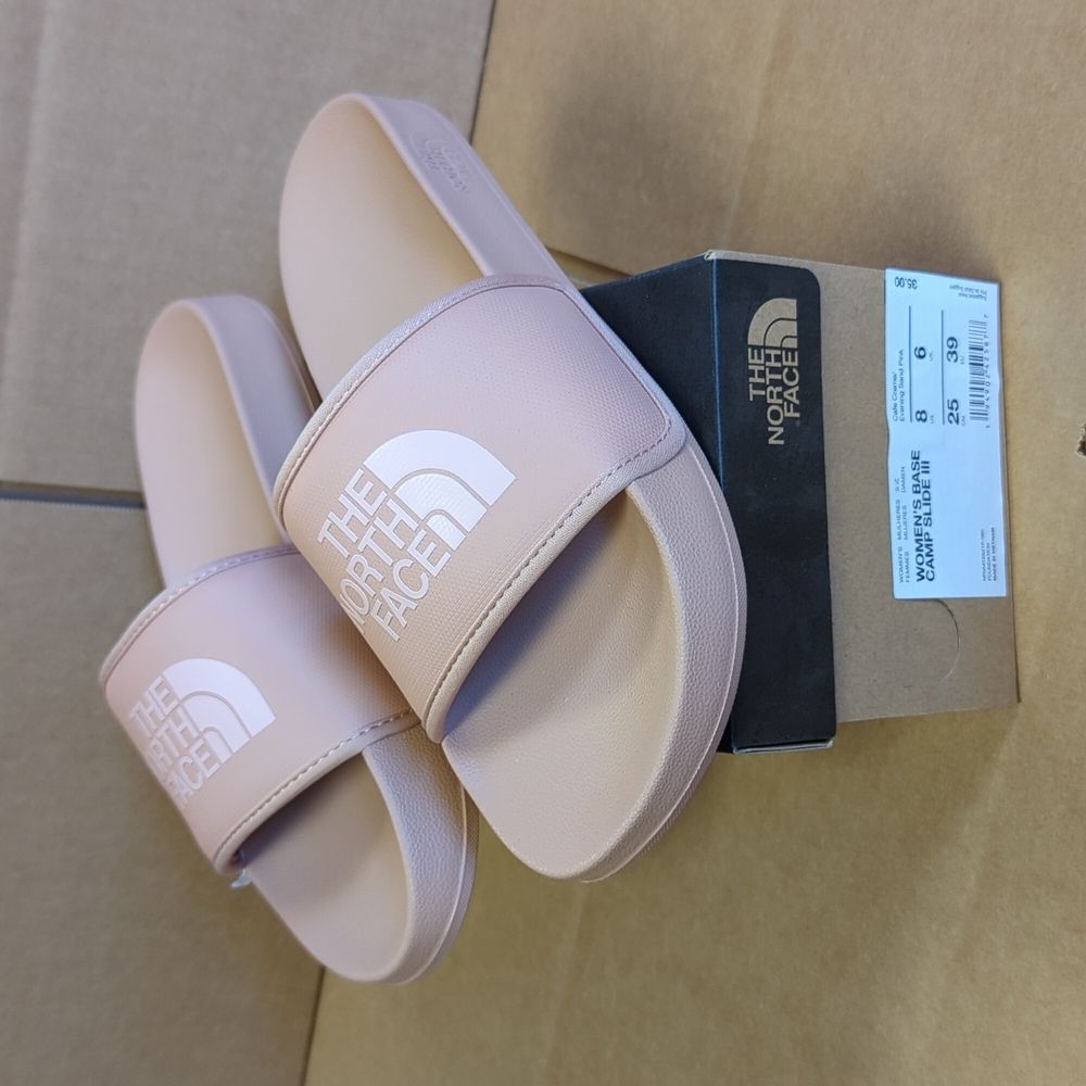 THE NORTH FACE Womens Base Camp Sport Slides/Sandals/Shoes Cafe Creme/Pink NEW